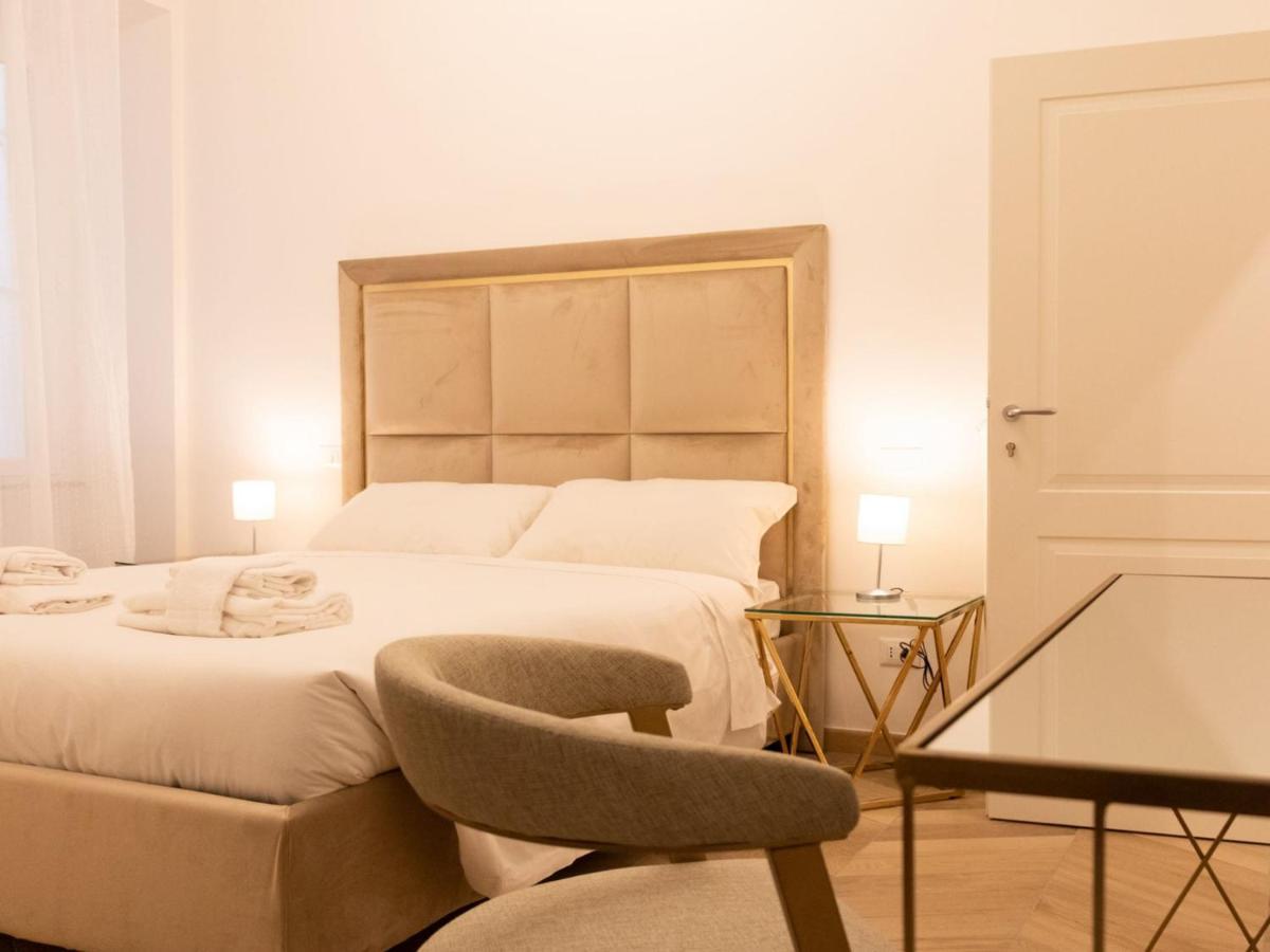 The Best Rent - Elegant Five-Bedrooms Apartment Near Colosseo Рим Екстериор снимка